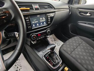 2020 Kia Rio IV, серый, 1800000 рублей, вид 5