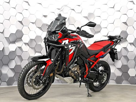 2022 Honda CRF 1100L Africa Twin, красный, 1800000 рублей, вид 2