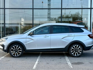 2025 Lada (ВАЗ) Vesta SW Cross I Рестайлинг (NG), серебристый, 1565000 рублей, вид 4