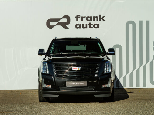 2019 Cadillac Escalade IV, чёрный, 3650000 рублей - вид 1