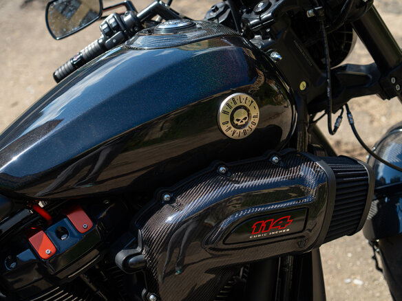 2019 Harley-Davidson FXDR 114, чёрный, 3000000 рублей - вид 5