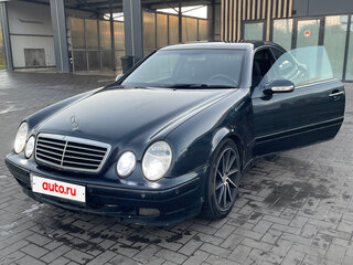 2001 Mercedes-Benz CLK-Класс 200 I (W208) Рестайлинг, чёрный, 370000 рублей, вид 1