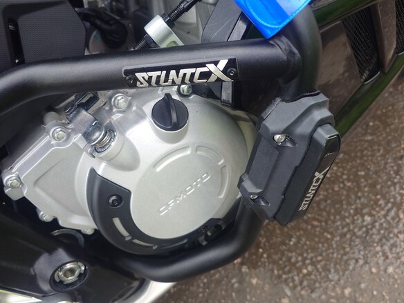 2025 CFMoto 675SR-R, чёрный, 700000 рублей - вид 6