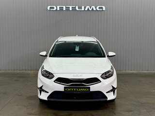 2021 Kia Ceed III Рестайлинг, белый, 1997000 рублей, вид 2