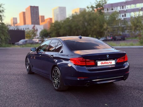 2018 BMW 5 серии 520d VII (G30/G31/G38), синий, 2190000 рублей, вид 5