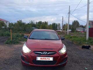 2012 Hyundai Solaris I, красный, 600000 рублей, вид 5