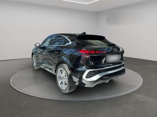 2026 Audi Q3 Sportback e-hybrid III (FJ), чёрный, 6750000 рублей, вид 4