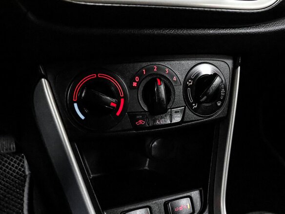 2014 Suzuki SX4 II (S-Cross), серебристый - вид 17
