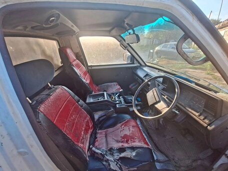 1994 Nissan Vanette Truck, белый, 520000 рублей, вид 5