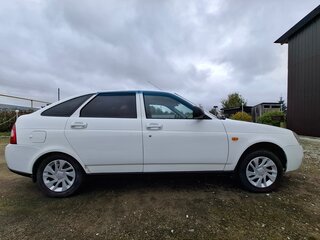 2014 Lada (ВАЗ) Priora I Рестайлинг, белый, 395000 рублей, вид 3