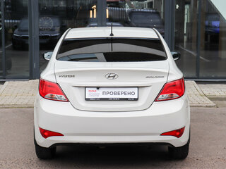 2015 Hyundai Solaris I Рестайлинг, бежевый, 930000 рублей, вид 5