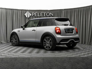 2022 Mini Hatch Cooper S III (F55/F56) Рестайлинг 2, серый, 3860000 рублей, вид 5