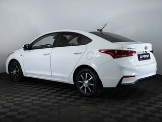 2018 Hyundai Solaris II, белый, 1240000 рублей, вид 2