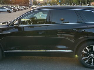 2019 Volkswagen Touareg III, чёрный, 2900000 рублей, вид 5