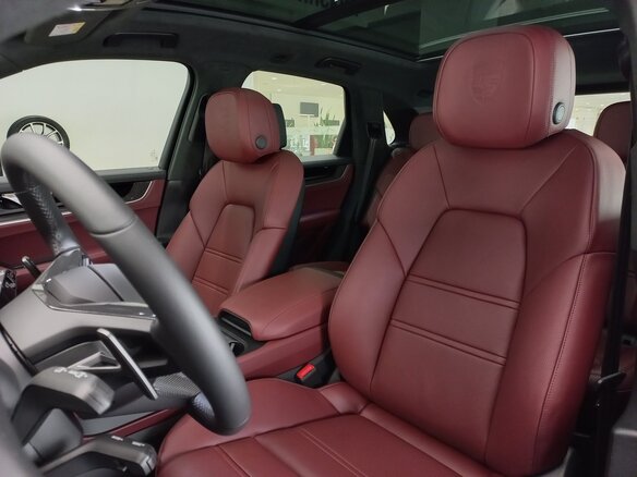 2026 Porsche Cayenne III Рестайлинг, чёрный, 21990000 рублей - вид 9