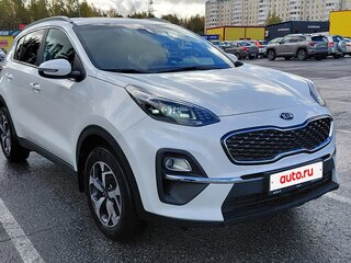 2022 Kia Sportage IV Рестайлинг, белый, 2950000 рублей, вид 3