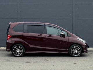 2009 Honda Freed I, красный, 860000 рублей, вид 4