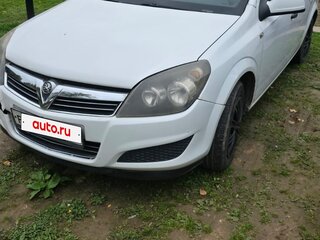 2014 Opel Astra H Рестайлинг, белый, 550000 рублей, вид 2
