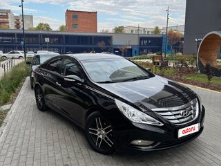 2010 Hyundai Sonata VI (YF), чёрный, 1180000 рублей, вид 2