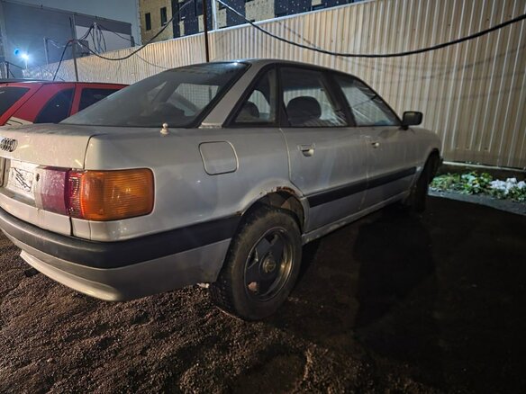 1989 Audi 80 IV (B3), серебристый, 100000 рублей - вид 2