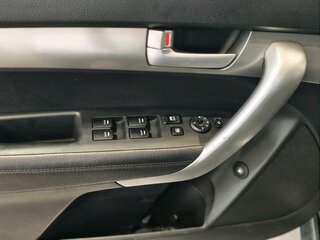 2012 Kia Sorento II, чёрный, 1795000 рублей, вид 5
