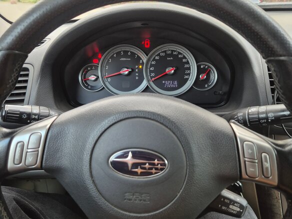 2005 Subaru Outback III, серый, 900000 рублей - вид 9