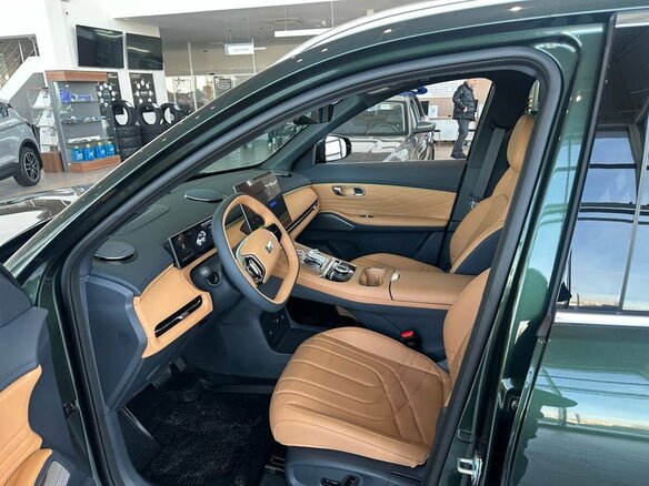 2026 Geely EX5 Гибрид EM-R, зелёный, 3829990 рублей - вид 6