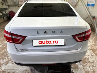 2017 Lada (ВАЗ) Vesta I, белый, 730000 рублей, вид 3