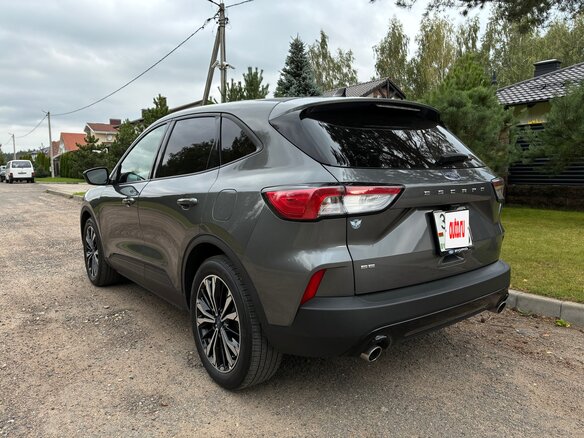 2022 Ford Escape IV, серый, 1360000 рублей - вид 5