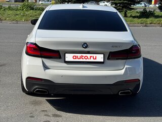 2021 BMW 5 серии 530i VII (G30/G31/G38) Рестайлинг, белый, 4800000 рублей, вид 4