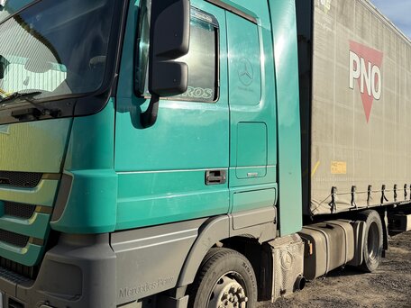 2014 Mercedes-Benz Actros, зелёный, 4250000 рублей, вид 2