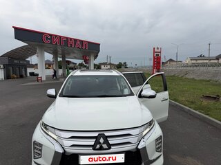 2023 Mitsubishi Montero Sport III Рестайлинг, белый, 4600000 рублей, вид 3