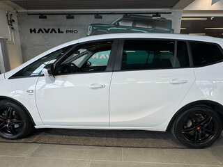 2013 Opel Zafira C, белый, 1240000 рублей, вид 5