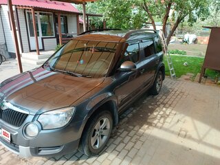 2013 Skoda Yeti I, серый, 900000 рублей, вид 3
