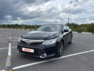 2017 Toyota Camry VII (XV50) Рестайлинг, чёрный, 1640000 рублей, вид 1