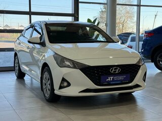2020 Hyundai Solaris II Рестайлинг, белый, 1699000 рублей, вид 3