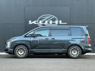 2022 Mitsubishi Delica D:5 I Рестайлинг, серебристый, 2955400 рублей, вид 5