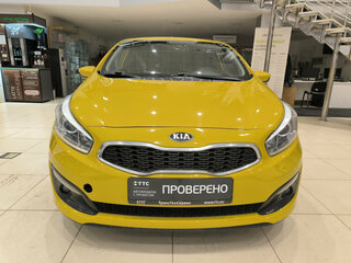 2016 Kia Ceed II Рестайлинг, жёлтый, 880000 рублей, вид 2