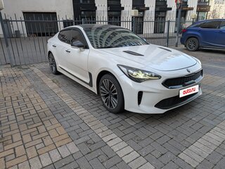2018 Kia Stinger I, белый, 2300000 рублей, вид 3