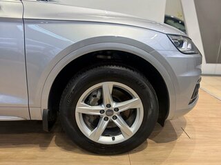 2019 Audi Q5 II (FY), серебристый, 3899000 рублей, вид 5