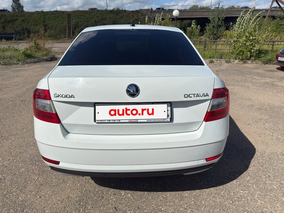 2018 Skoda Octavia III (A7) Рестайлинг, белый, 1499000 рублей - вид 5