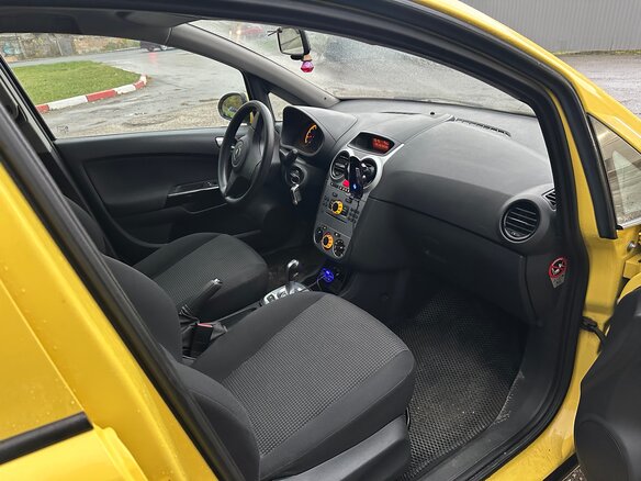 2013 Opel Corsa D Рестайлинг II, жёлтый, 400000 рублей - вид 17