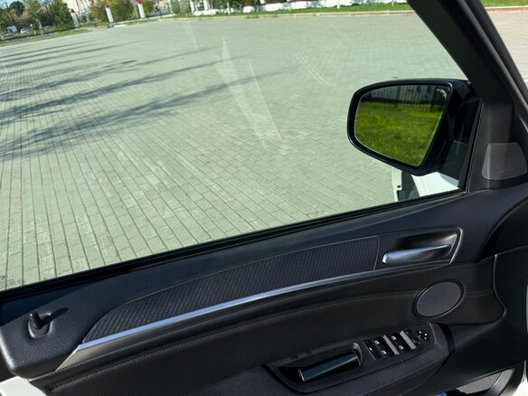 2008 BMW X5 30d II (E70), белый - вид 11