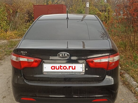 2015 Kia Rio III, чёрный, 1095000 рублей - вид 2