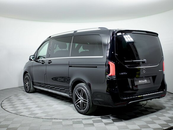 2026 Mercedes-Benz V-Класс Long 300 d длинный III (W447) Рестайлинг 2, чёрный, 31100000 рублей - вид 8