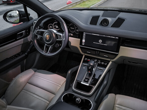 2019 Porsche Cayenne III, синий, 5699000 рублей - вид 9