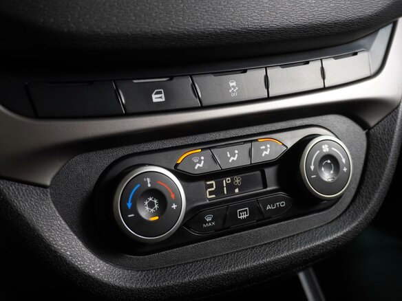 2017 Lada (ВАЗ) Vesta I, белый, 969000 рублей - вид 16