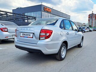 2026 Lada (ВАЗ) Granta I Рестайлинг, серебристый, 1109900 рублей, вид 5