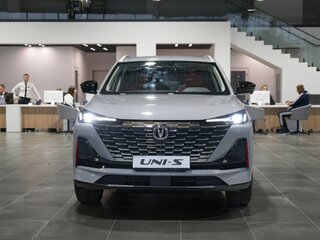 2025 Changan UNI-S I, серебристый, 3179900 рублей, вид 2