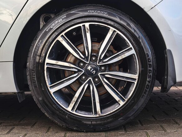 2018 Kia Optima IV Рестайлинг, серебристый, 2079000 рублей - вид 18